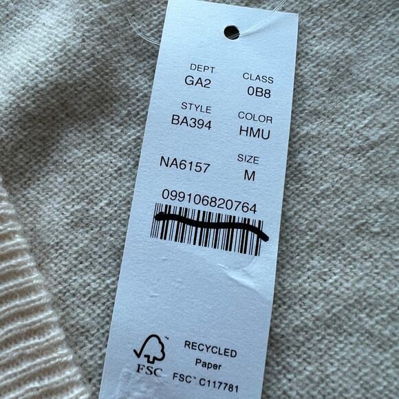 J Crew Cashmere Relaxed V-neck Sweater Womens Medium Muslin White - Picture 5 of 12